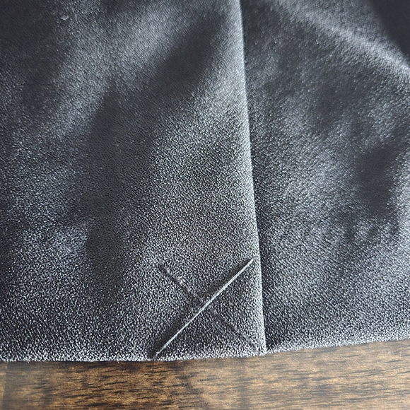 Jemma Women's 22W Black Skirt Suit - Picture 10 of 14